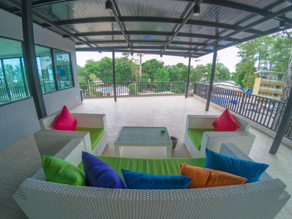 Rainbow Sky Hotel Samet Koh Samet Exteriör bild